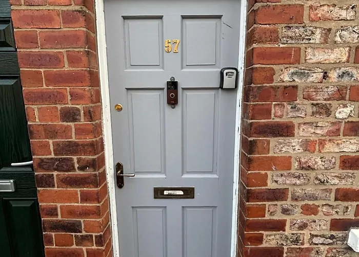 Hideout - Centre & Free Parking 公寓