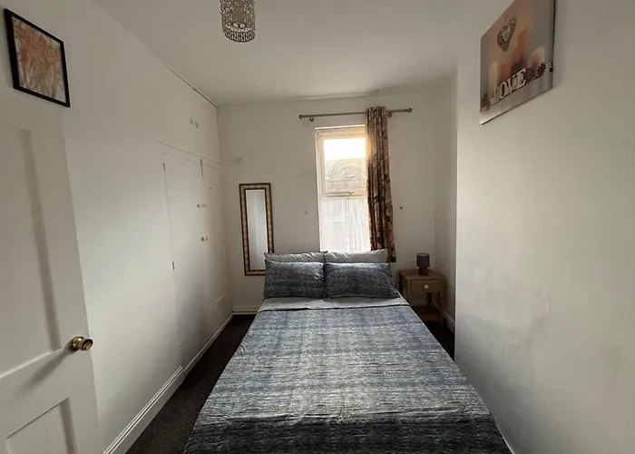 Hideout - Centre & Free Parking 约克