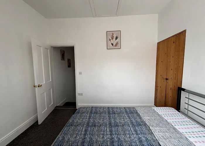 Hideout - Centre & Free Parking 公寓 *